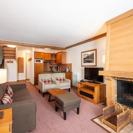 Pierre & Premium Arc 1950 Le Village 5*