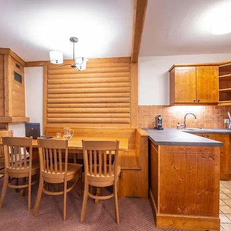 Ferienpark Pierre & Premium Arc 1950 Le Village 5*